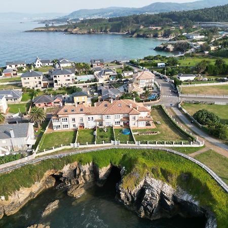 Chalet Pareado Con Jardin En 1ª Linea De Mar Villa Burela Eksteriør billede