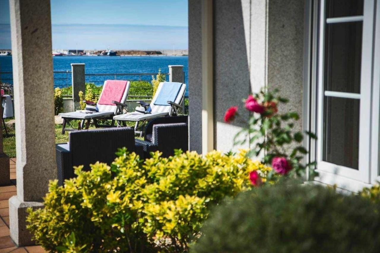 Chalet Pareado Con Jardin En 1ª Linea De Mar Villa Burela Eksteriør billede