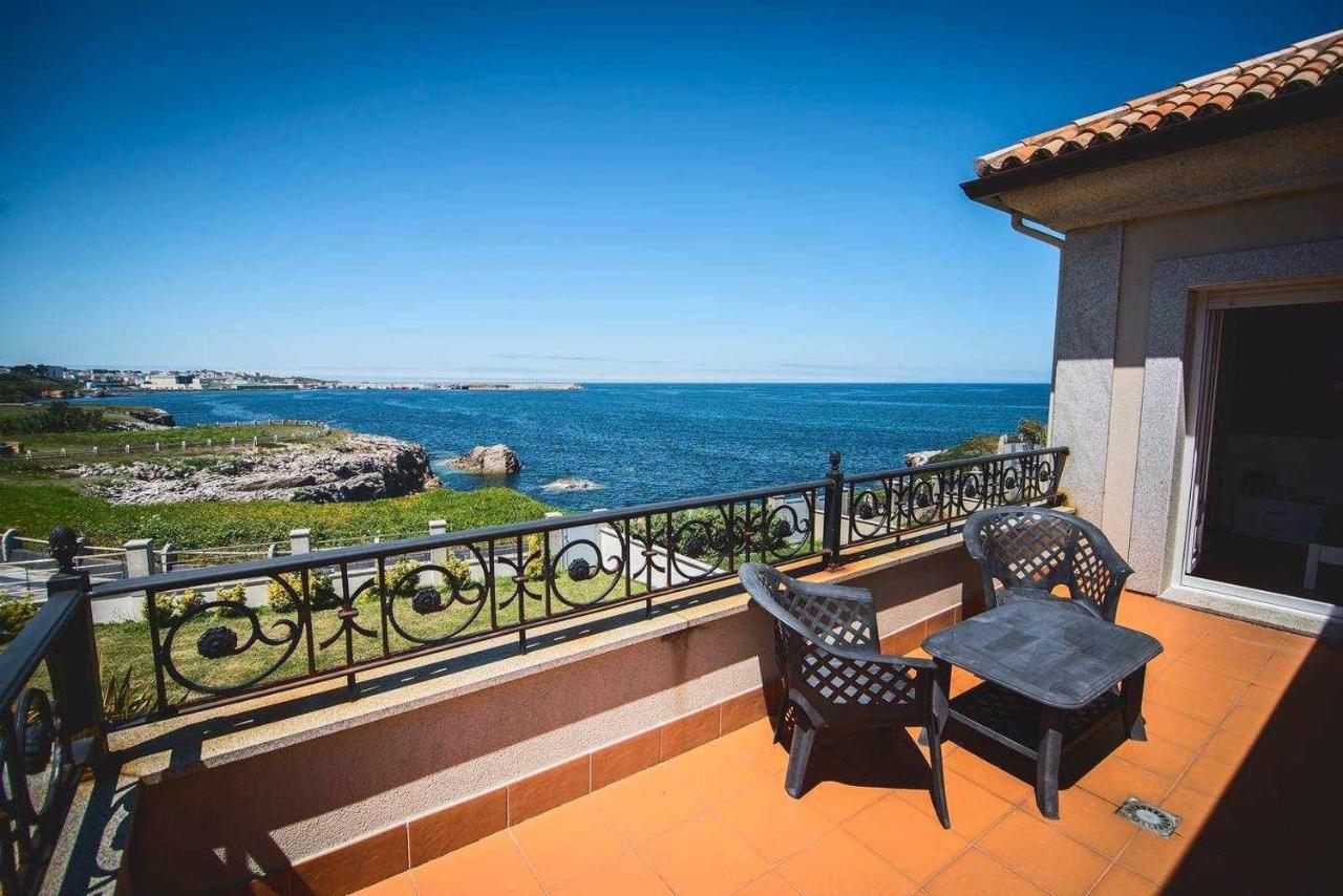 Chalet Pareado Con Jardin En 1ª Linea De Mar Villa Burela Eksteriør billede