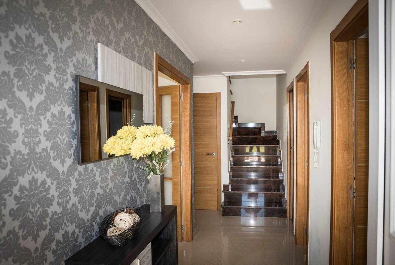 Chalet Pareado Con Jardin En 1ª Linea De Mar Villa Burela Eksteriør billede