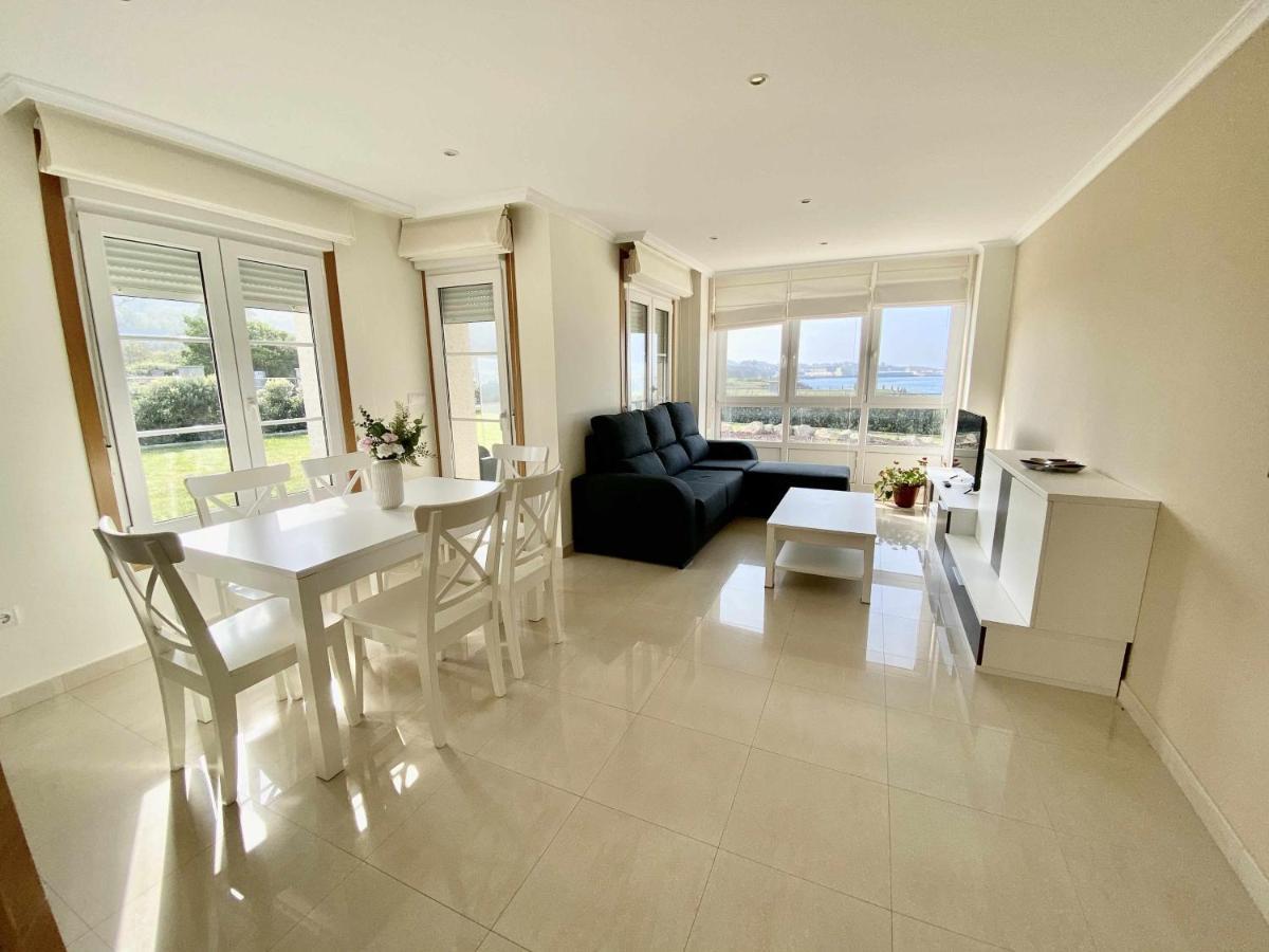 Chalet Pareado Con Jardin En 1ª Linea De Mar Villa Burela Eksteriør billede
